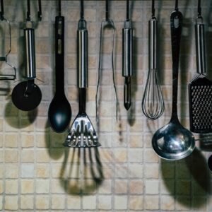 a bunch of kitchen utensils